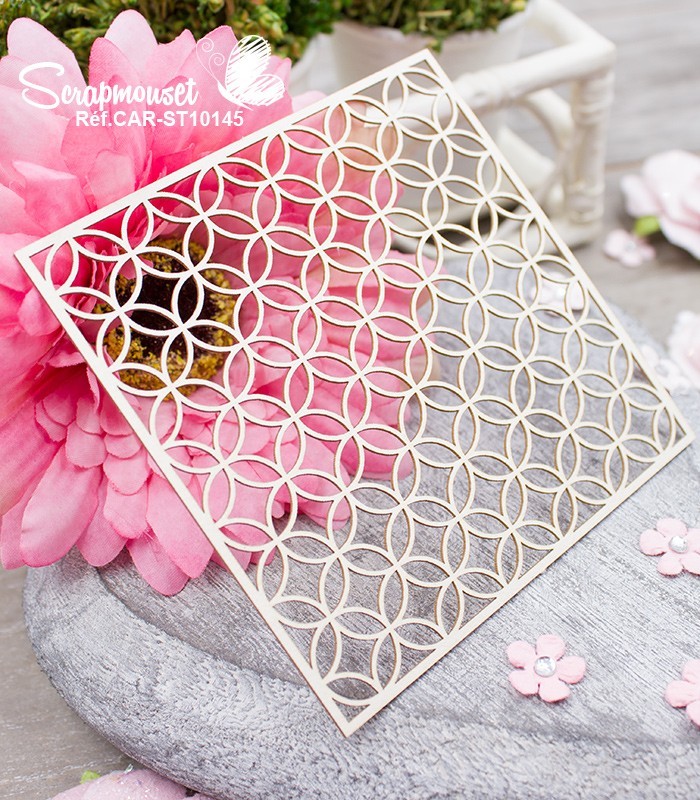 Embellissement en carton bois Fond Cercles entrelacés SCRAPMOUSET