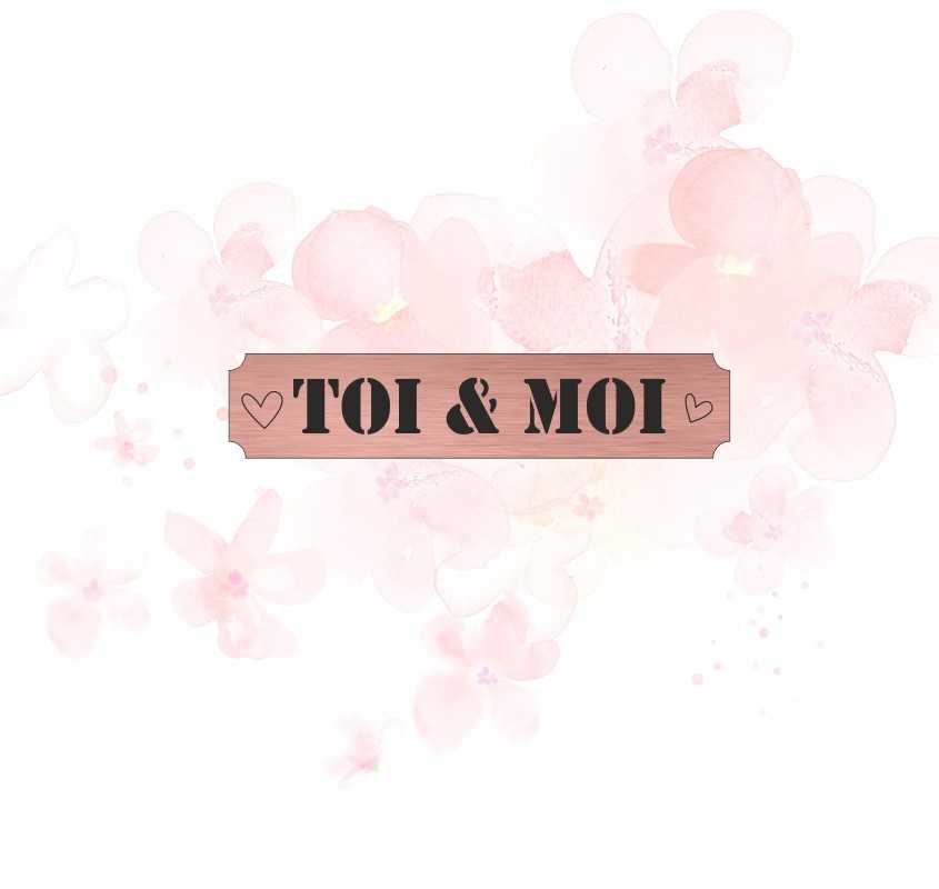 Etiquette avec le mot toi & moi en Acrylique de couleur rose gold SCRAPMOUSET