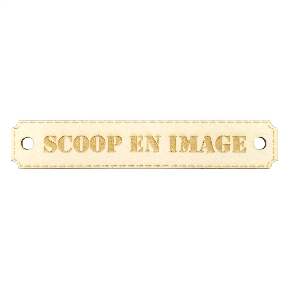 Etiquette rectangulaire Scoop en image avec trous de fixation en carton bois SCRAPMOUSET