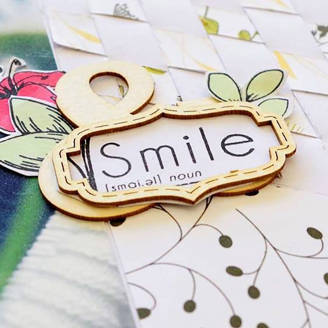 Lot de 12 étiquettes évidées en carton bois SCRAPMOUSET