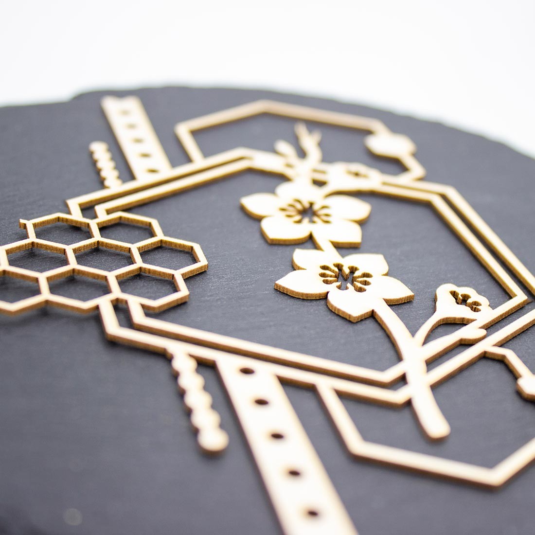 Chipboard Persia avec fleurs de cerisiers, losanges et diverses formes en carton bois SCRAPMOUSET