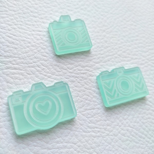 Lot de 3 appareils photos gravés acrylique couleur Caraïbes
