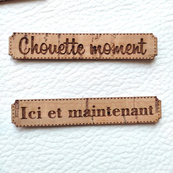 Lot de 6 étiquettes thème Moments en liège de couleur marron SCRAPMOUSET