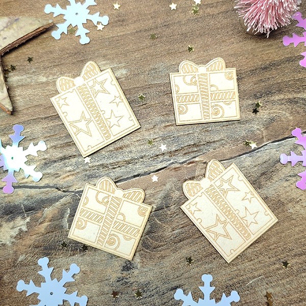 Lot de 4 mini-cadeaux en carton bois SCRAPMOUSET