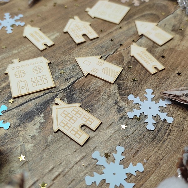Village de Noël composé de 8 maisons en carton bois SCRAPMOUSET