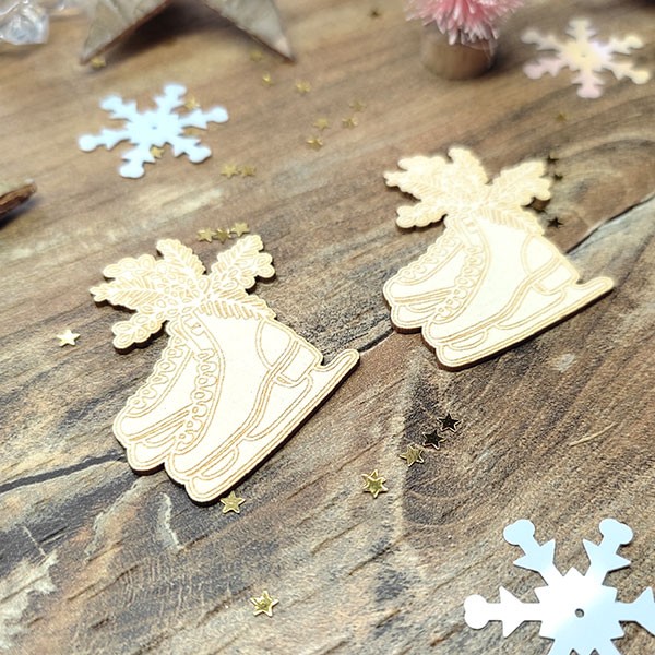 Lot de 2 Paires de patins à glace floraux en carton bois SCRAPMOUSET