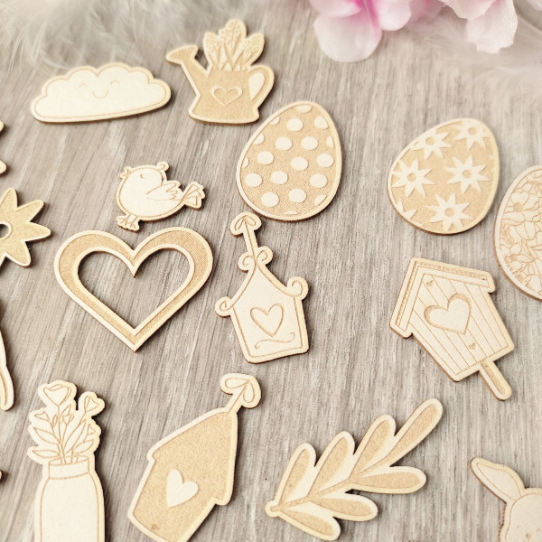 Lot 26 petits embellissements gravés thème Pâques et Printemps en carton bois SCRAPMOUSET