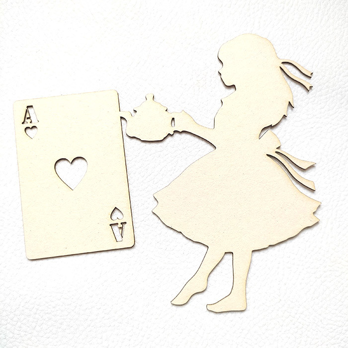 Silhouette Alice avec carte de jeu thème Alice au pays des merveilles en carton bois SCRAPMOUSET