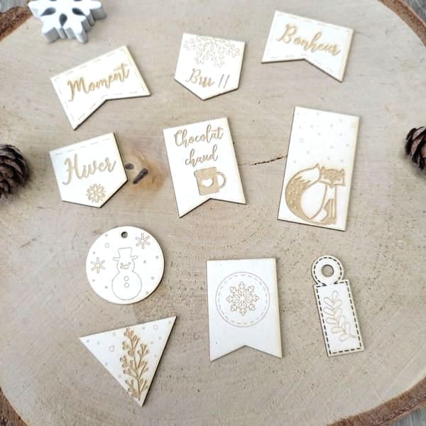 Lot de 9 étiquettes thème hivernal en carton bois SCRAPMOUSET
