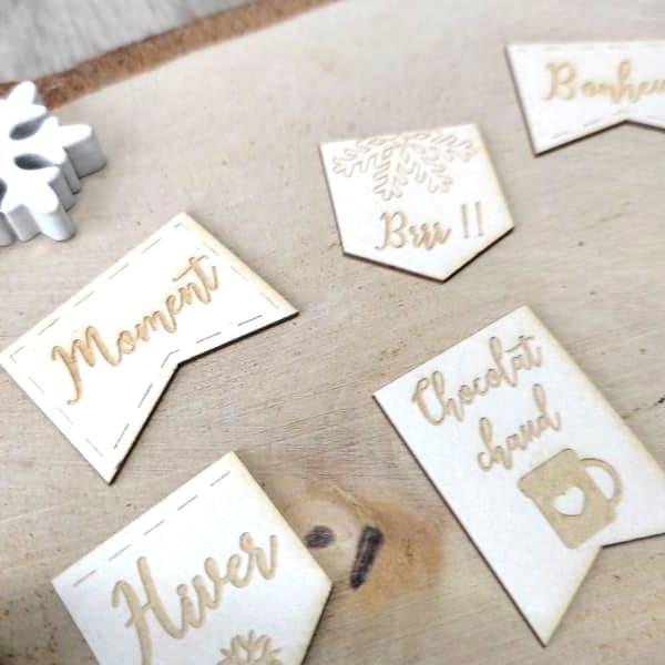 Lot de 9 étiquettes thème hivernal en carton bois SCRAPMOUSET