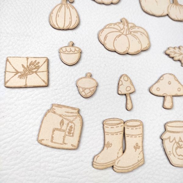 Lot 16 embellissements Ambiance automnale en carton bois SCRAPMOUSET